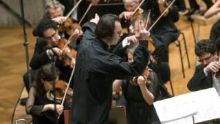 Teodor Currentzis dirigiert das SWR Symphonieorchester