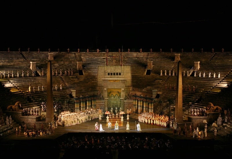 Giuseppe Verdis Oper »Aida«, in einer Inszenierung von Gianfranco de Bosio aus der Arena di Verona 2012