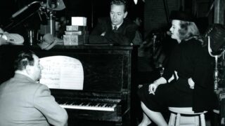 Erich Wolfgang Korngold mit Paul Henreid und Bette Davis
